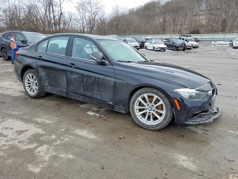 2016 Bmw 3 Series, VIN WBA8E5G50GNU20113. Фото 4 з 6 з аукціону Copart. Каталог авто зі США OpenDataCar.