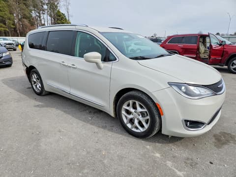 2020 Chrysler Pacifica, VIN 2C4RC1EG7LR121063. Фото 4 з 6 з аукціону Copart. Каталог авто зі США OpenDataCar.