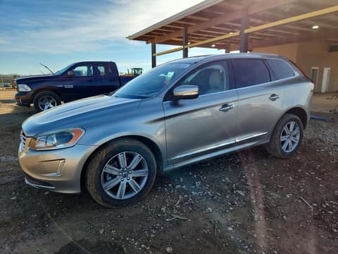 2016 Volvo XC60, VIN YV449MDM9G2868909. Фото 1 з 6 з аукціону Copart. Каталог авто зі США OpenDataCar.