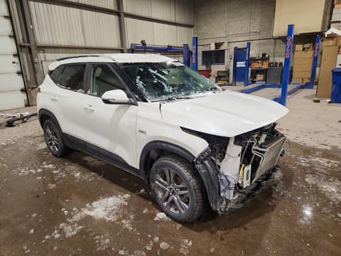 2021 Kia Seltos, VIN KNDEPCAAXM7108987. Фото 4 из 6 с аукциона Copart. Каталог авто из США OpenDataCar.