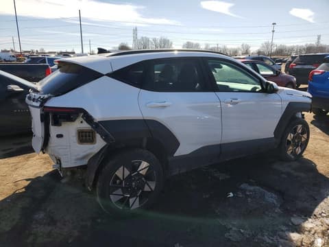 2025 Hyundai Kona, VIN KM8HBCAB8SU320432. Фото 3 з 6 з аукціону Copart. Каталог авто зі США OpenDataCar.