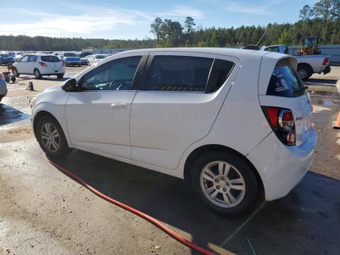 2015 Chevrolet Sonic, VIN 1G1JC6SH7F4178550. Фото 2 з 6 з аукціону Copart. Каталог авто зі США OpenDataCar.