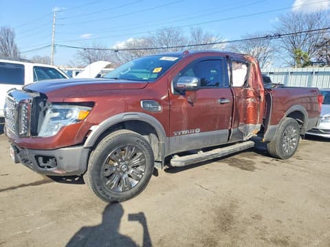 2017 Nissan Titan, VIN 1N6AA1E5XHN518947. Фото 1 з 6 з аукціону Copart. Каталог авто зі США OpenDataCar.
