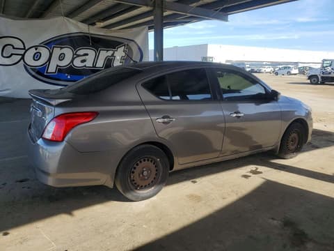 2017 Nissan Versa, VIN 3N1CN7AP6HL807028. Фото 3 з 6 з аукціону Copart. Каталог авто зі США OpenDataCar.
