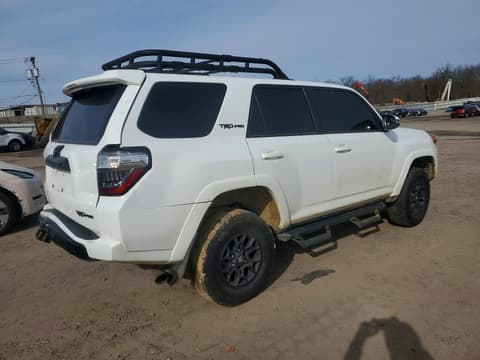 2024 Toyota 4Runner, VIN JTELU5JR2R6247487. Фото 3 з 6 з аукціону Copart. Каталог авто зі США OpenDataCar.