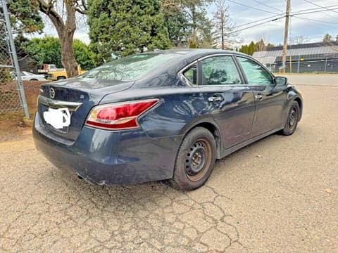 2015 Nissan Altima, VIN 1N4AL3AP7FN888661. Фото 4 з 6 з аукціону Copart. Каталог авто зі США OpenDataCar.