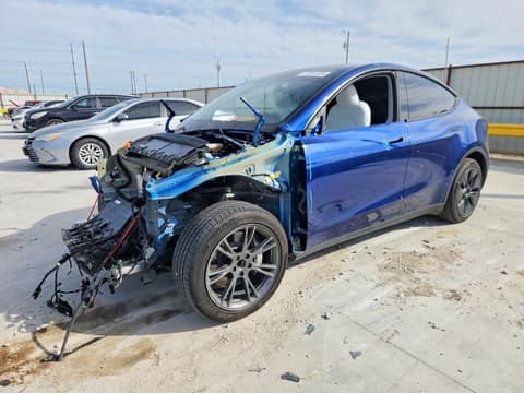 2024 Tesla Model Y, VIN 7SAYGDEDXRF108466. Фото 1 з 6 з аукціону Copart. Каталог авто зі США OpenDataCar.