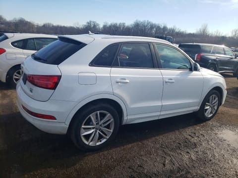 2017 Audi Q3, VIN WA1ECCFS7HR006452. Фото 3 из 6 с аукциона Copart. Каталог авто из США OpenDataCar.