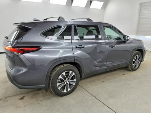 2025 Toyota Highlander Hybrid, VIN 5TDKBRCH8SS648100. Zdjęcie 3 z 6 z aukcji Copart. Katalog aut z USA OpenDataCar.