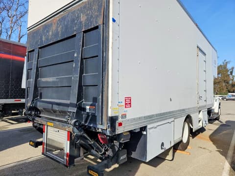 2015 Ford F-650, VIN 3FRNW6FKXFV525442. Фото 3 из 6 с аукциона Copart. Каталог авто из США OpenDataCar.