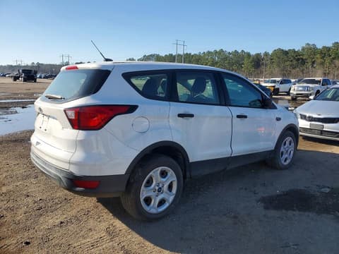 2019 Ford Escape, VIN 1FMCU0F78KUB33196. Фото 3 з 6 з аукціону Copart. Каталог авто зі США OpenDataCar.