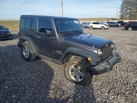 2016 Jeep Wrangler, VIN 1C4AJWAG4GL183329. Фото 4 из 6 с аукциона Copart. Каталог авто из США OpenDataCar.