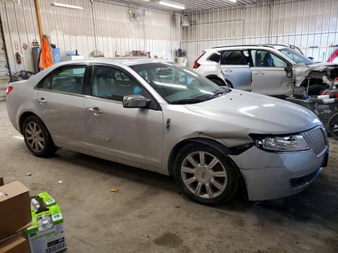 2010 Lincoln MKZ, VIN 3LNHL2GC3AR752987. Фото 4 з 6 з аукціону Copart. Каталог авто зі США OpenDataCar.