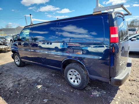 2009 Chevrolet Express 1500, VIN 1GCFH154791168617. Фото 2 з 6 з аукціону Copart. Каталог авто зі США OpenDataCar.