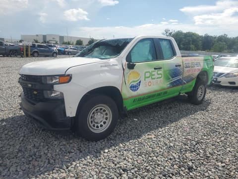 2020 Chevrolet Silverado, VIN 1GCRYAEH5LZ179205. Фото 1 з 6 з аукціону Copart. Каталог авто зі США OpenDataCar.