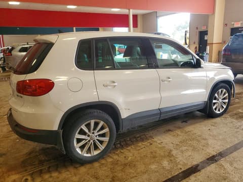 2014 Volkswagen Tiguan, VIN WVGAV3AX6EW511070. Фото 3 из 6 с аукциона Copart. Каталог авто из США OpenDataCar.