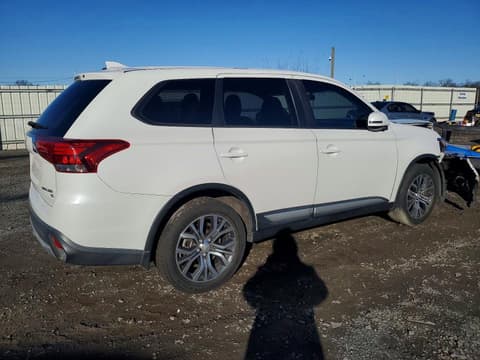 2017 Mitsubishi Outlander, VIN JA4AZ3A33HZ007269. Фото 3 з 6 з аукціону Copart. Каталог авто зі США OpenDataCar.