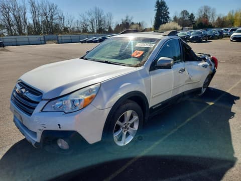 2014 Subaru Outback, VIN 4S4BRBPC0E3237504. Фото 1 з 6 з аукціону Copart. Каталог авто зі США OpenDataCar.
