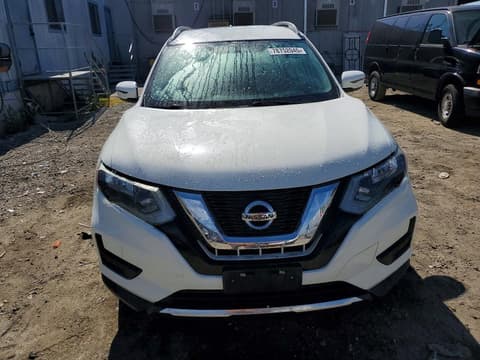 2017 Nissan Rogue, VIN 5N1ET2MT9HC784746. Фото 5 з 6 з аукціону Copart. Каталог авто зі США OpenDataCar.