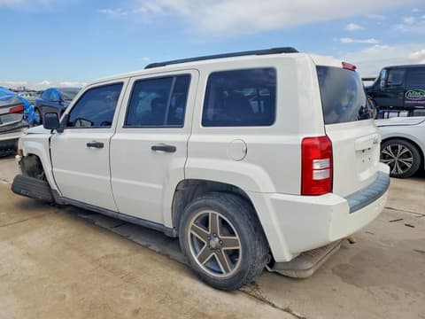 2008 Jeep Patriot, VIN 1J8FT28W18D728056. Фото 2 з 6 з аукціону Copart. Каталог авто зі США OpenDataCar.