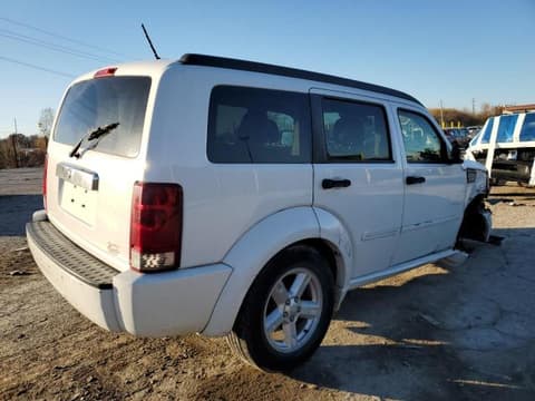 2011 Dodge Nitro, VIN 1D4PU5GKXBW586829. Фото 3 з 6 з аукціону Copart. Каталог авто зі США OpenDataCar.