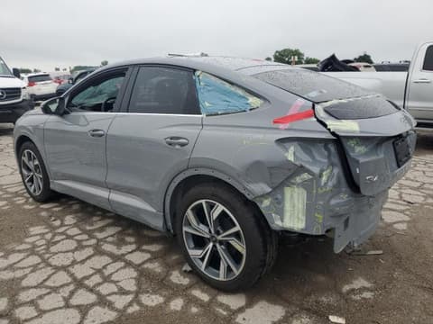 2025 Audi Q4 e-tron Sportback, VIN WA13UBFZ7SP020611. Фото 2 из 6 с аукциона Copart. Каталог авто из США OpenDataCar.