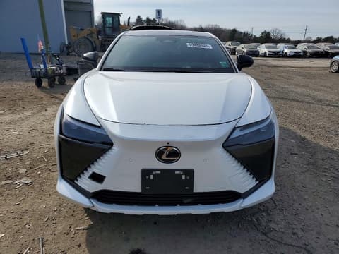 2023 Lexus RZ 450e, VIN JTJAAAAB3PA021532. Фото 5 з 6 з аукціону Copart. Каталог авто зі США OpenDataCar.