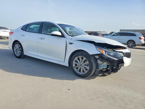 2018 Kia Optima, VIN 5XXGT4L33JG266762. Фото 4 з 6 з аукціону Copart. Каталог авто зі США OpenDataCar.