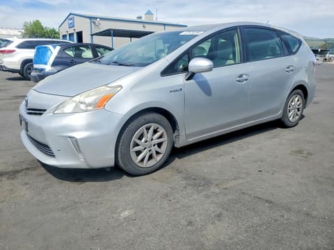 2013 Toyota Prius V, VIN JTDZN3EU2D3239334. Фото 1 з 6 з аукціону Copart. Каталог авто зі США OpenDataCar.