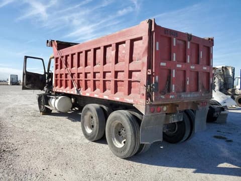 2005 Volvo VHD, VIN 4V5KC9GF05N395175. Zdjęcie 3 z 6 z aukcji Copart. Katalog aut z USA OpenDataCar.