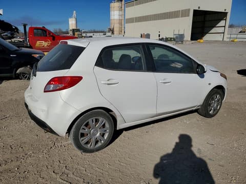 2014 Mazda 2, VIN JM1DE1KY1E0184058. Фото 3 з 6 з аукціону Copart. Каталог авто зі США OpenDataCar.