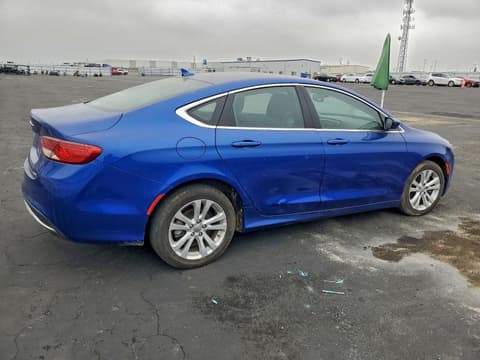 2015 Chrysler 200, VIN 1C3CCCABXFN599981. Фото 3 з 6 з аукціону Copart. Каталог авто зі США OpenDataCar.
