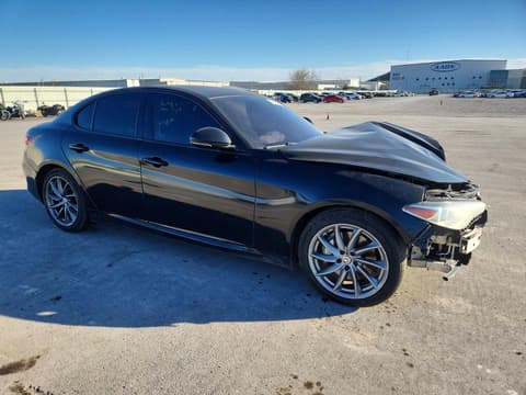 2017 Alfa romeo Giulia, VIN ZARFAEBN3H7535944. Zdjęcie 4 z 6 z aukcji Copart. Katalog aut z USA OpenDataCar.