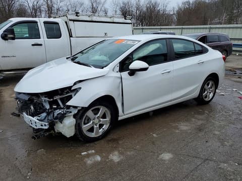 2019 Chevrolet Cruze, VIN 1G1BC5SM6K7135676. Фото 1 з 6 з аукціону Copart. Каталог авто зі США OpenDataCar.
