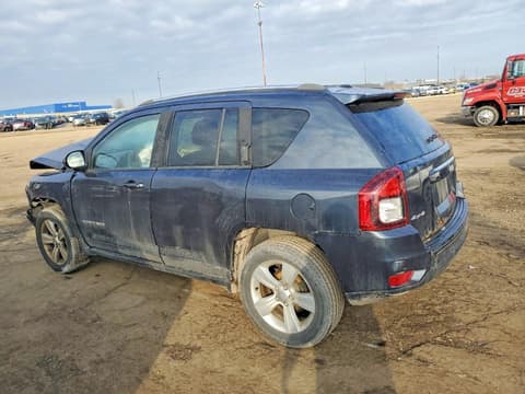 2014 Jeep Compass, VIN 1C4NJDEB0ED739390. Фото 2 з 6 з аукціону Copart. Каталог авто зі США OpenDataCar.