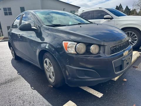 2014 Chevrolet Sonic, VIN 1G1JB5SG8E4149366. Фото 1 з 6 з аукціону Copart. Каталог авто зі США OpenDataCar.