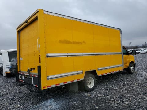 2023 Gmc Savana, VIN 7GZ37TC72PN003842. Фото 3 з 6 з аукціону Copart. Каталог авто зі США OpenDataCar.