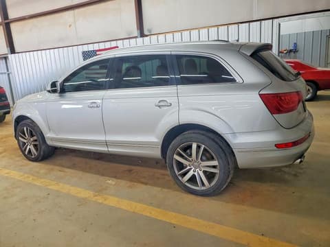 2013 Audi Q7, VIN WA1LMAFE5DD004435. Фото 2 з 6 з аукціону Copart. Каталог авто зі США OpenDataCar.