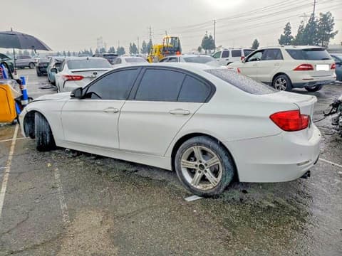 2014 Bmw 3 Series, VIN WBA3A5C59EP603720. Фото 2 з 6 з аукціону Copart. Каталог авто зі США OpenDataCar.