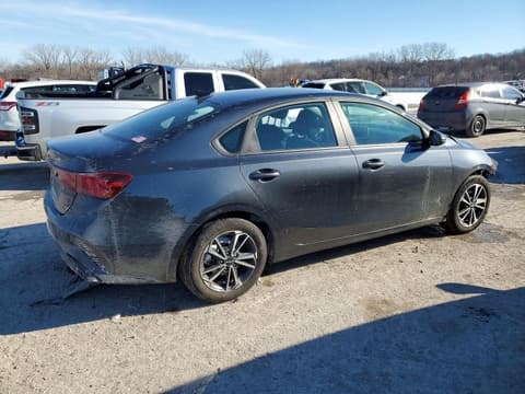 2024 Kia Forte, VIN 3KPF24AD4RE813830. Фото 3 з 6 з аукціону Copart. Каталог авто зі США OpenDataCar.