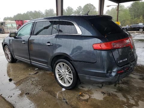 2013 Lincoln MKT, VIN 2LMHJ5AT1DBL52823. Фото 2 з 6 з аукціону Copart. Каталог авто зі США OpenDataCar.