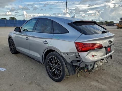 2023 Audi SQ5 Sportback, VIN WA134BFY9P2124089. Фото 2 из 6 с аукциона Copart. Каталог авто из США OpenDataCar.