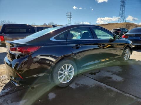 2019 Hyundai Sonata, VIN 5NPE24AF2KH796878. Zdjęcie 3 z 6 z aukcji Copart. Katalog aut z USA OpenDataCar.