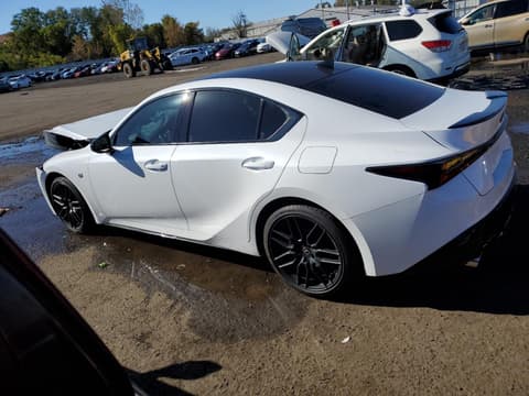 2024 Lexus IS, VIN JTHGZ1E24R5033909. Фото 2 з 6 з аукціону Copart. Каталог авто зі США OpenDataCar.