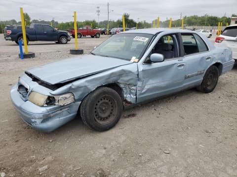 1999 Ford Crown Victoria, VIN 2FAFP74W5XX121198. Фото 1 з 6 з аукціону Copart. Каталог авто зі США OpenDataCar.