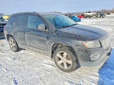 2016 Jeep Compass, VIN 1C4NJDEB2GD725042. Фото 4 з 6 з аукціону Copart. Каталог авто зі США OpenDataCar.