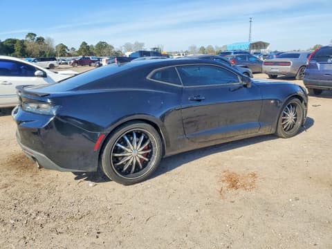2017 Chevrolet Camaro, VIN 1G1FD1RSXH0108476. Фото 3 из 6 с аукциона Copart. Каталог авто из США OpenDataCar.