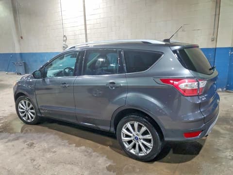 2017 Ford Escape, VIN 1FMCU0J97HUA21586. Фото 2 з 6 з аукціону Copart. Каталог авто зі США OpenDataCar.