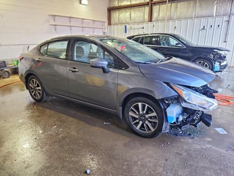 2024 Nissan Versa, VIN 3N1CN8EV7RL857016. Фото 4 з 6 з аукціону Copart. Каталог авто зі США OpenDataCar.