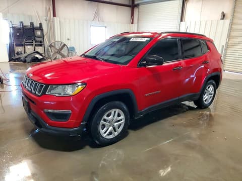 2018 Jeep Compass, VIN 3C4NJCAB4JT467897. Фото 1 з 6 з аукціону Copart. Каталог авто зі США OpenDataCar.